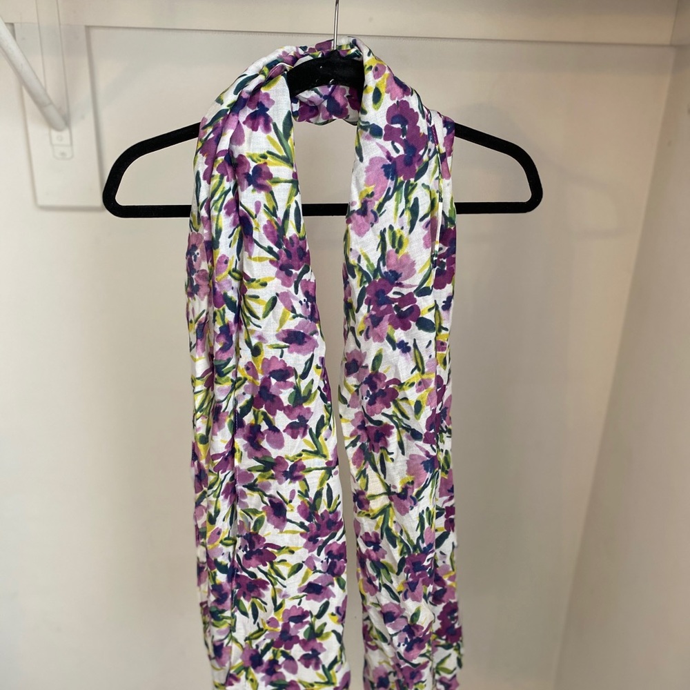 Lands End scarf— never worn!